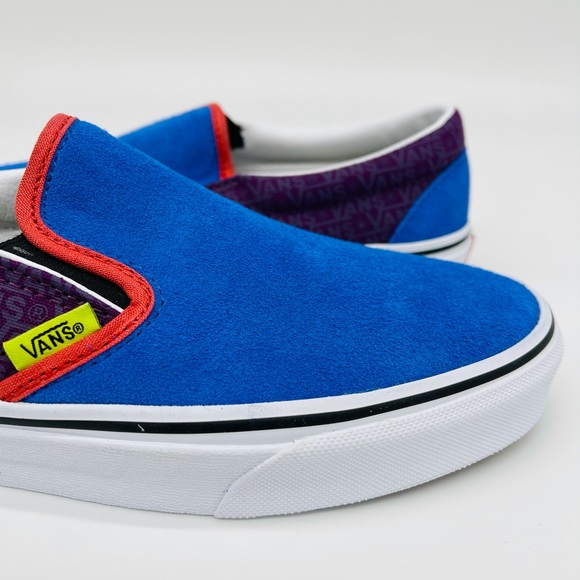 Classic Slip-On Vans - Picture 4 of 11
